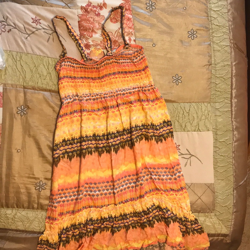 Lovely print convertible dress or skirt